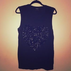 Sleeveless express top